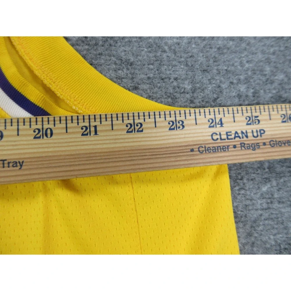 Los Angeles Lakers‎ Jersey Mens XL 52 Yellow NBA Basketball LeBron James Nike